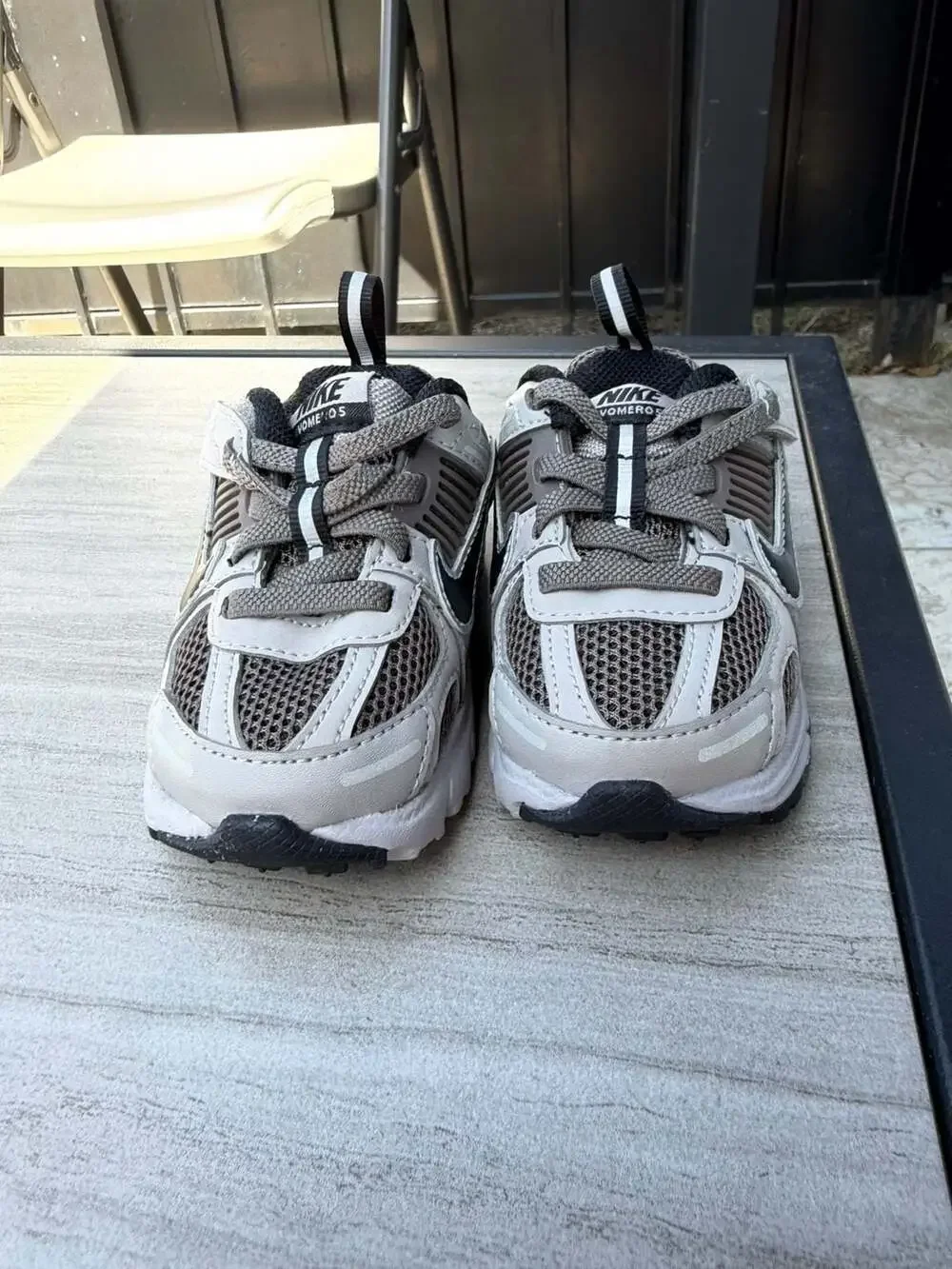 Nike Vomero 5 Size 4C Toddler Sneakers
